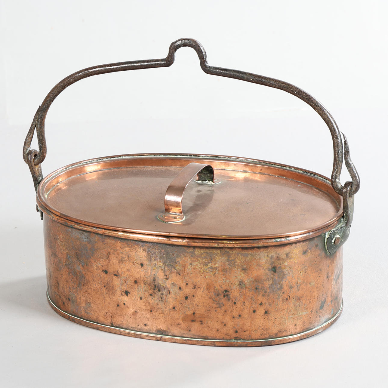 EN STOR VIKTORIANSK KOPPARKITTEL, CIRKA 1850.