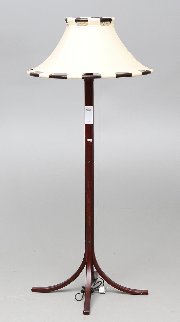 Golvlampa, Atelje Lyktan.