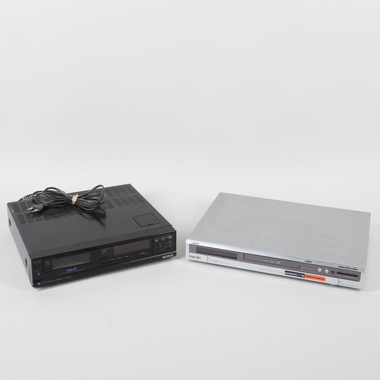 DVD/INSPELARE & VIDEO 8, Sony, 1900-tal.