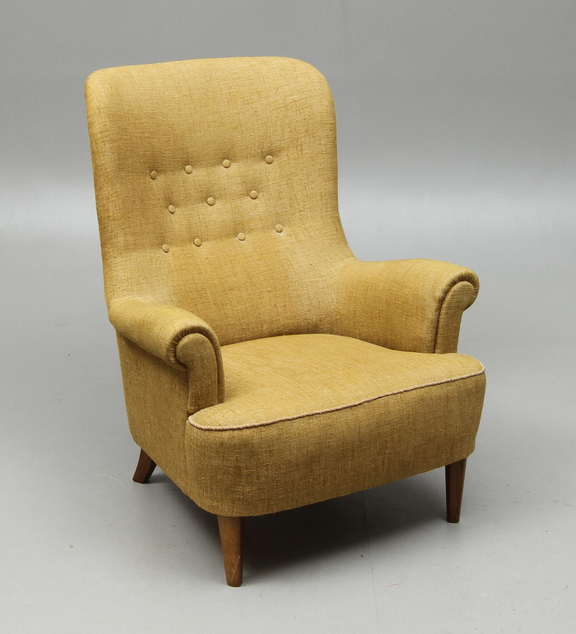 FÅTÖLJ, möjligen Carl Malmsten.