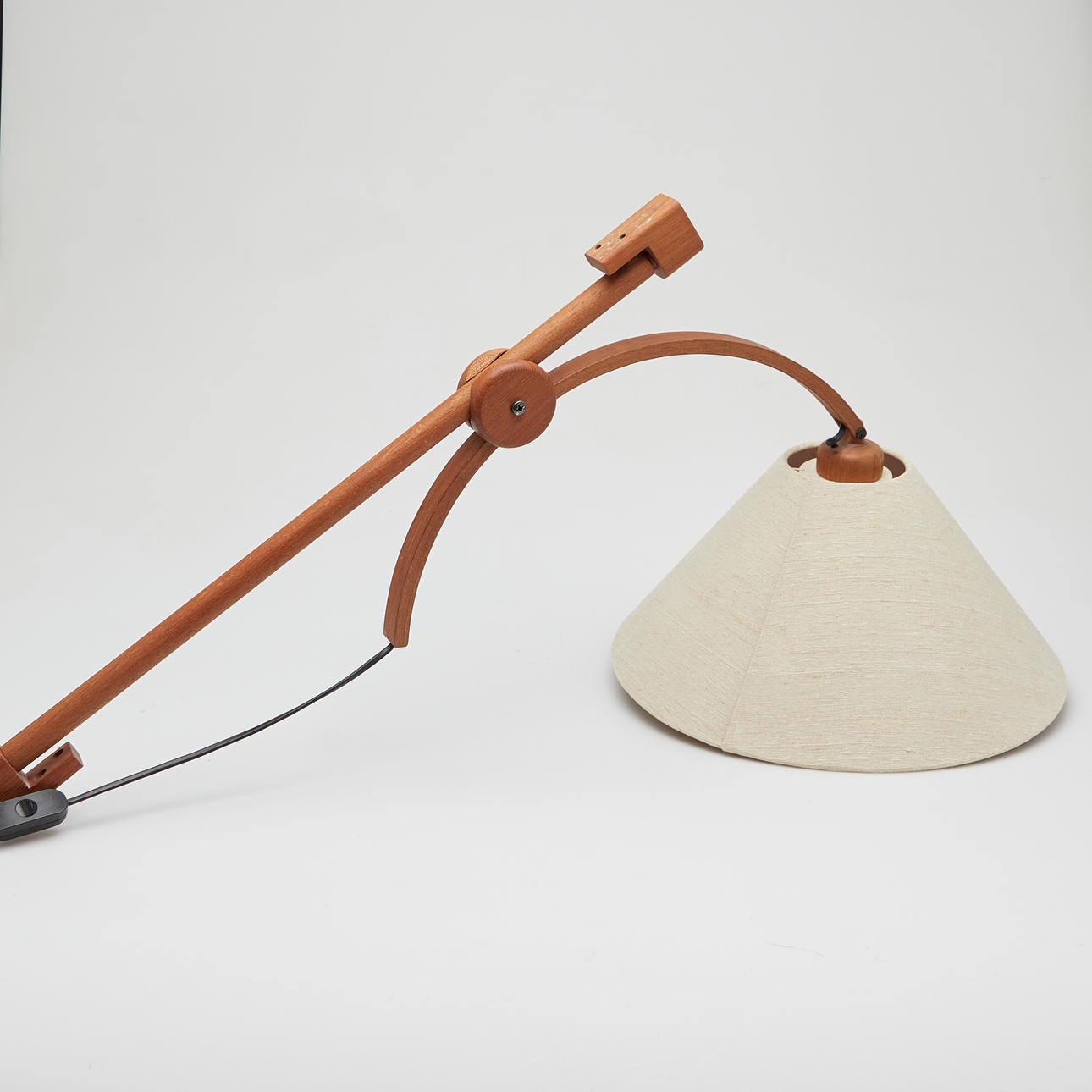 Dyrlund, arc lamp/wall lamp, teak, cotton, 1970s, Denmark.