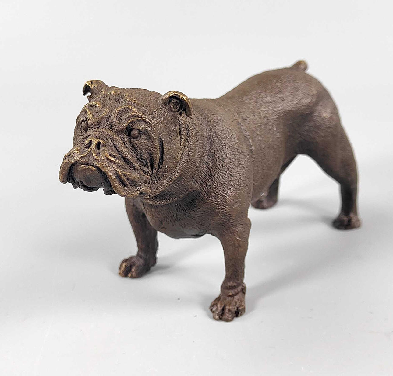 BRONZE HUND SKULPTUR.