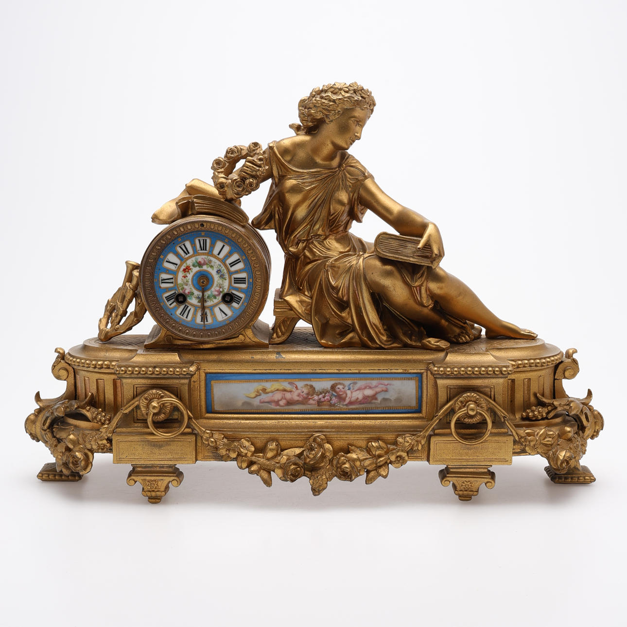 TABLE PENDANT, EARLY 20TH CENTURY.