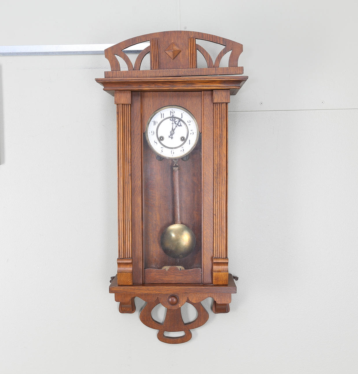 VÄGGUR, ek, jugend, 1910/20-tal.