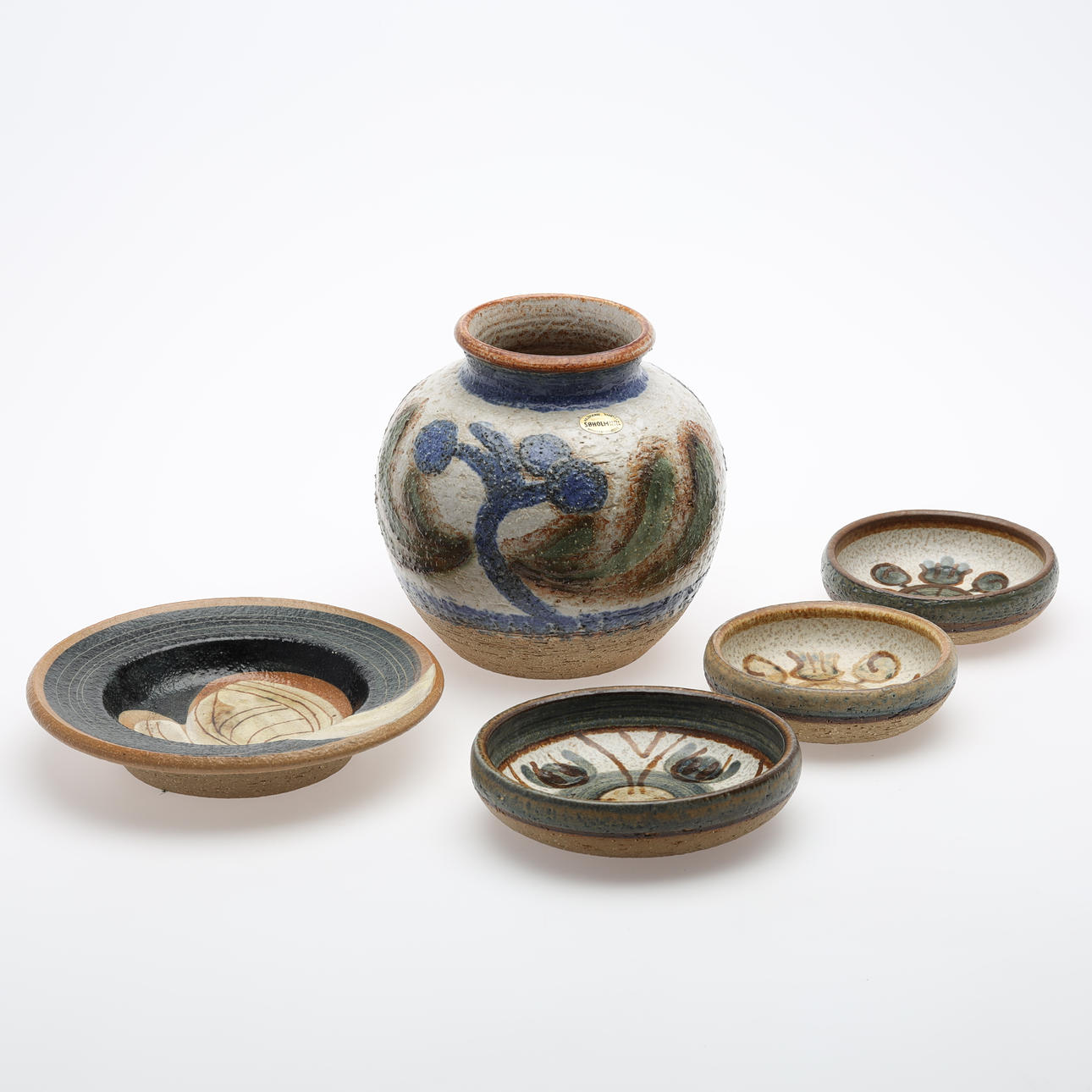 SKÅLTALLERKEN 4 stk og VASE Söholm, Danmark.