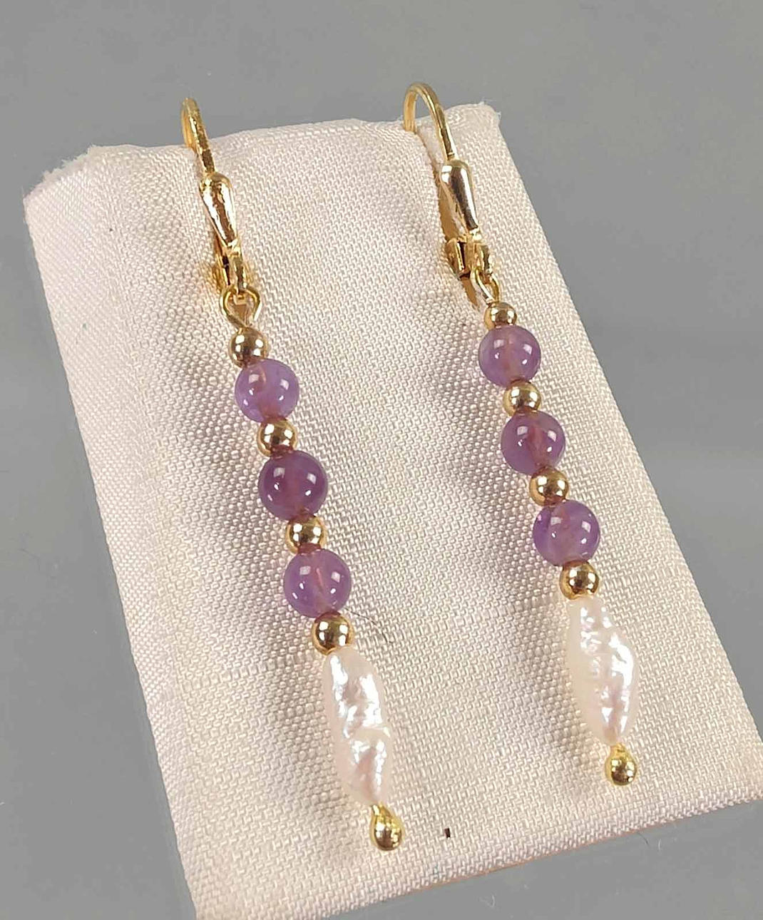 Amethyst Perlen Ohrringe.