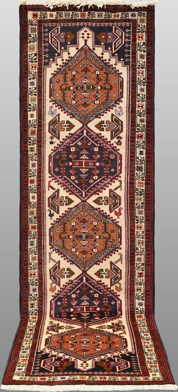 ORIENT CARPET. Abadeh Gallery model, 290x77 cm.