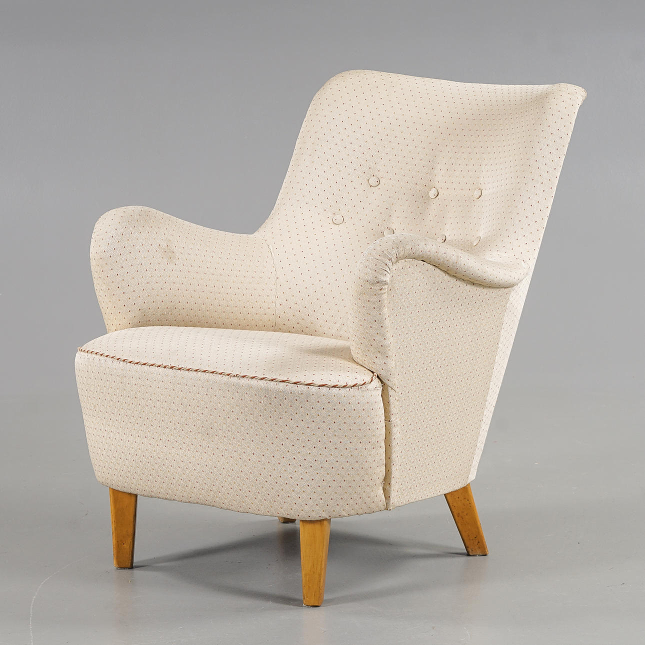 FÅTÖLJ 1900-talets mitt.