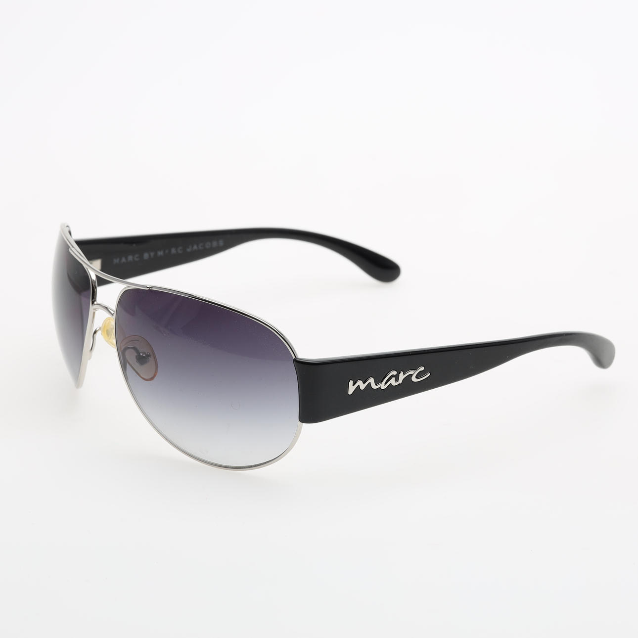 SOLGLASÖGON, Marc Jacobs.