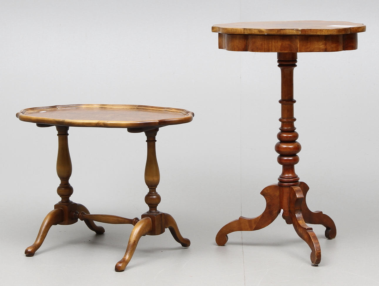 PELARBORD 1800-tal,samt tebord 1900-talets mitt.