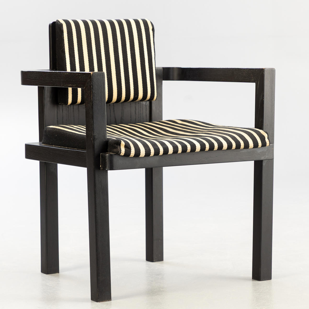 WALTER GROPIUS. Tecta, Armlehnstuhl D51.