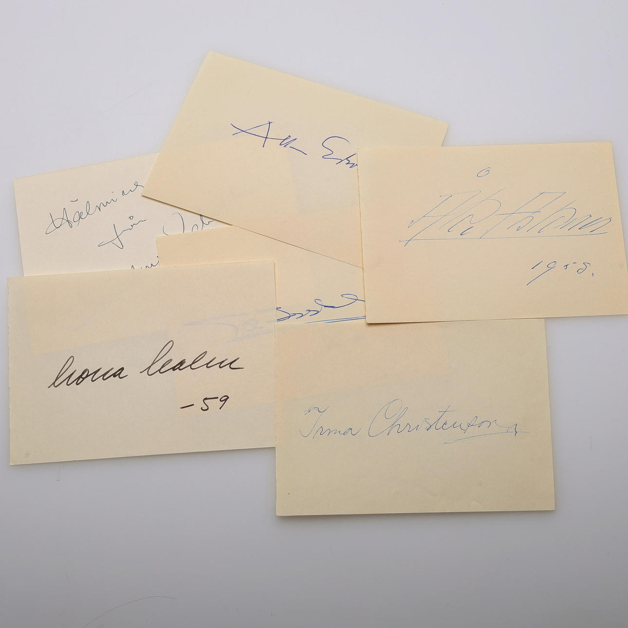 AUTOGRAFER. 33 SVENSKE VEDLIGEHOLDELSESPROFILER.