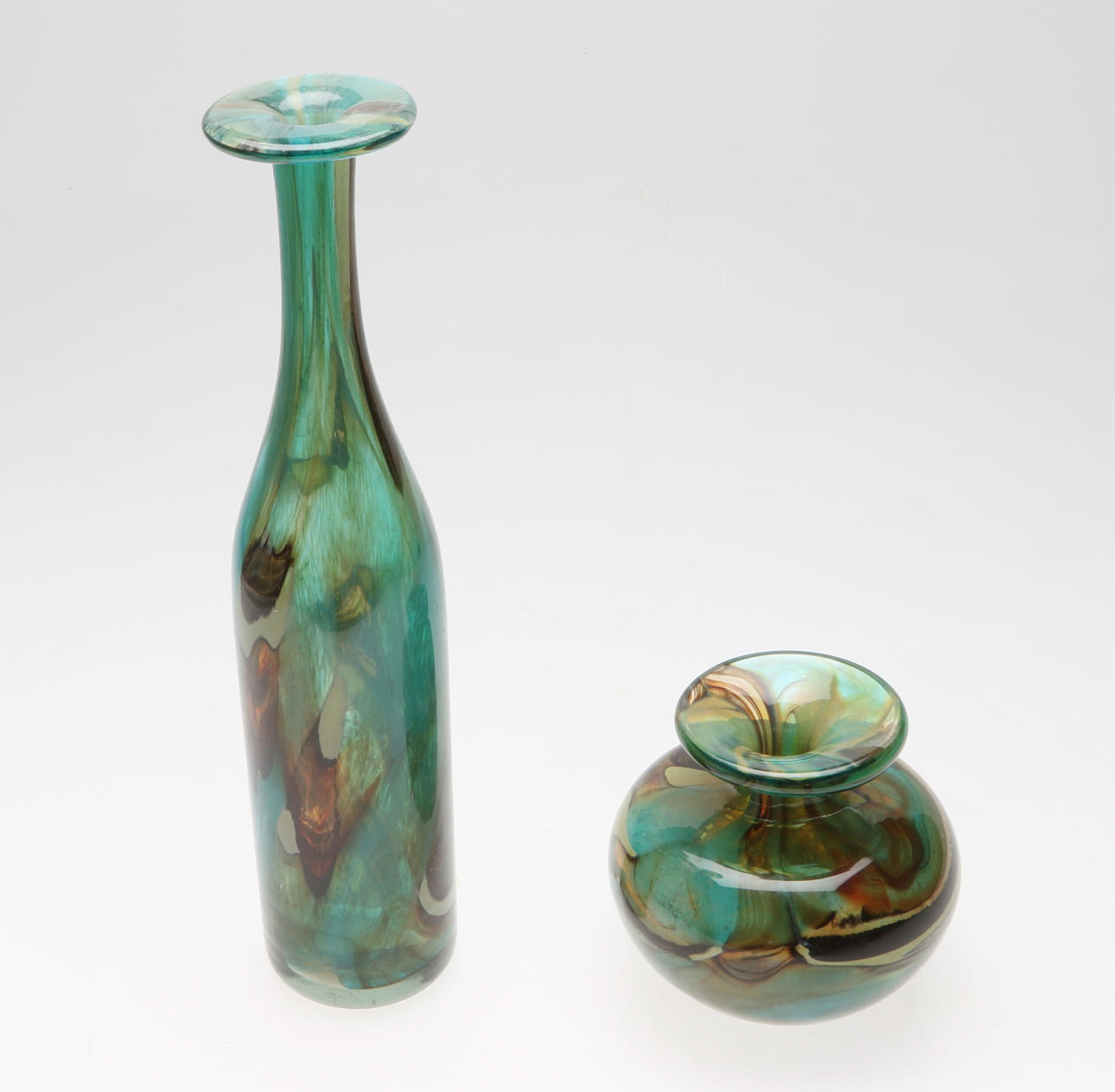 VASER, 2 st, glas, Mdina, 1900-tal.