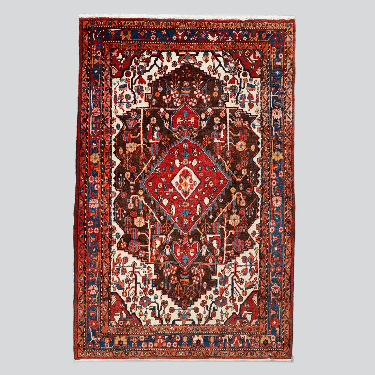 A RUG, Oriental. Dimensions approx. 255 x 162 cm.