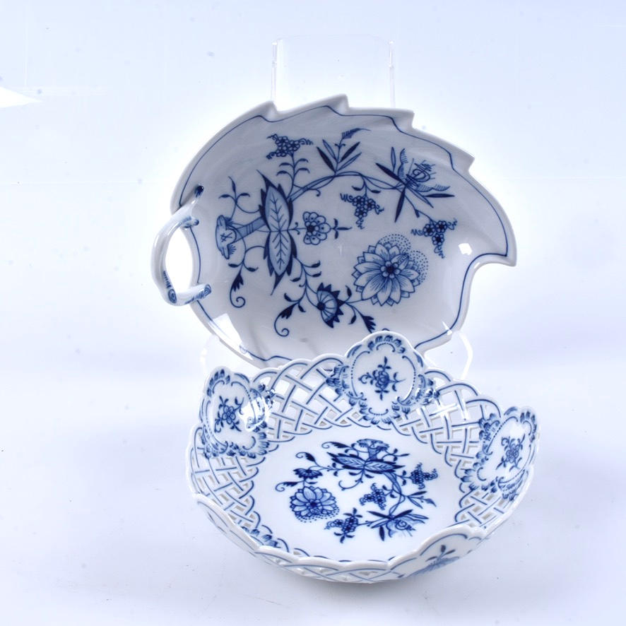 A plate, 2 pcs, porcelain, Meissen.