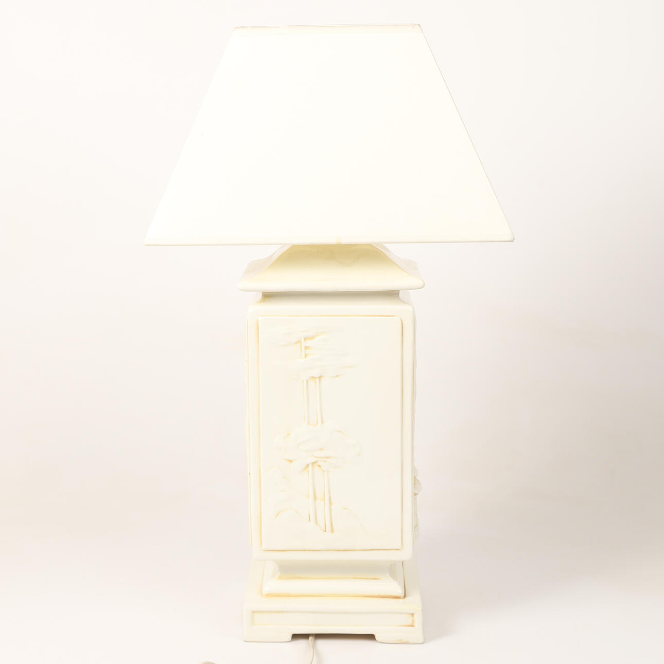 TABLE LAMP, porcelain with textile shade, Asia.