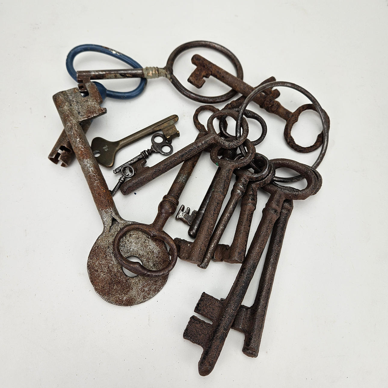 AVAIMET, 1800-1900-luku.