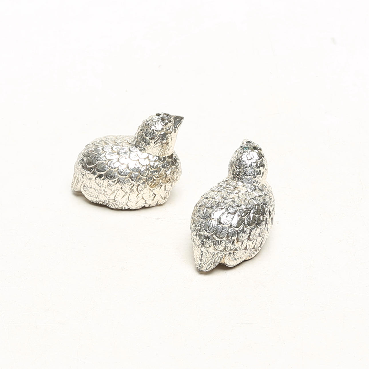 Salt- og peberryster, 2 stykker, metal.