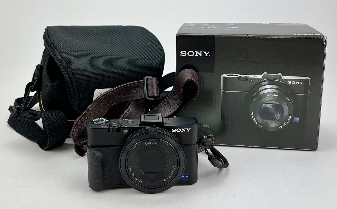 KAMERA, Sony RX100 II.