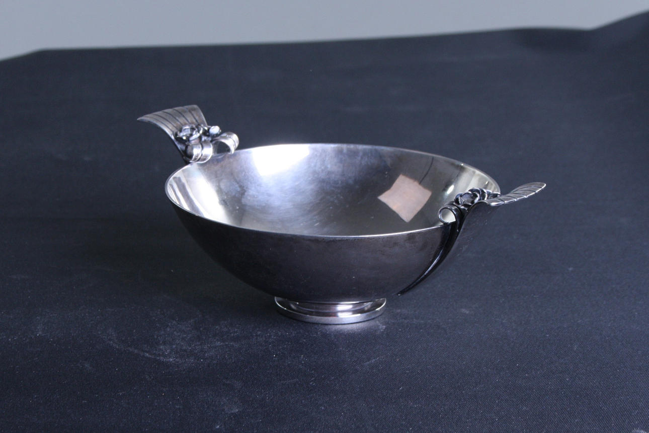 SKÅL, sterling silver, Atelje Borgila, Stockholm.