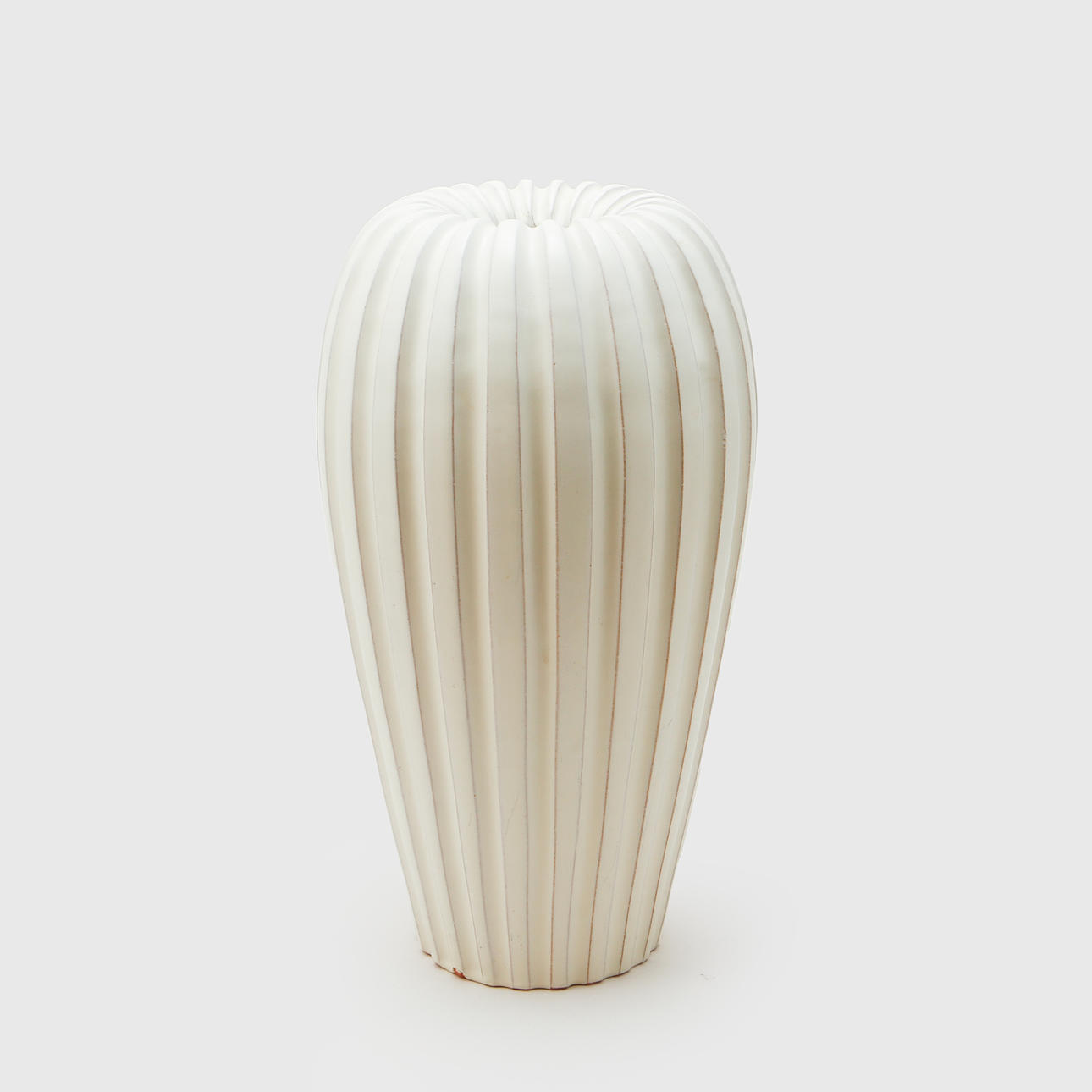 VICKE LINDSTRAND. An earthenware vase/lamp base, Upsala-Ekeby.