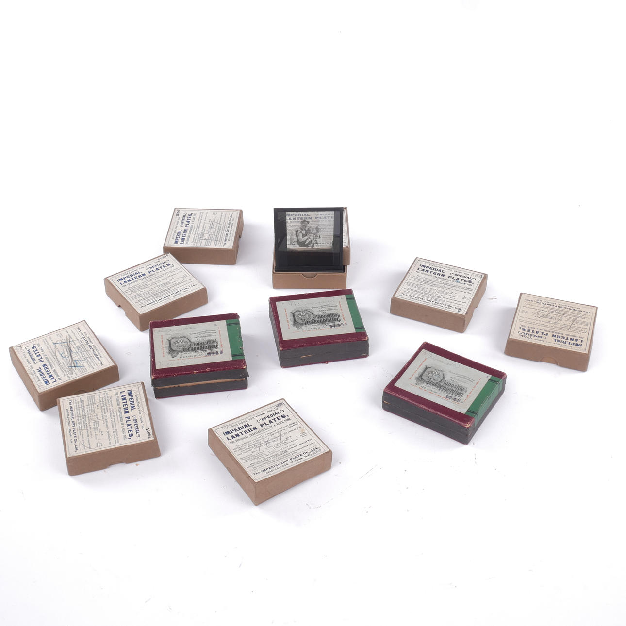 PHOTO PLATES, 12 boxes, 18th/20th century.