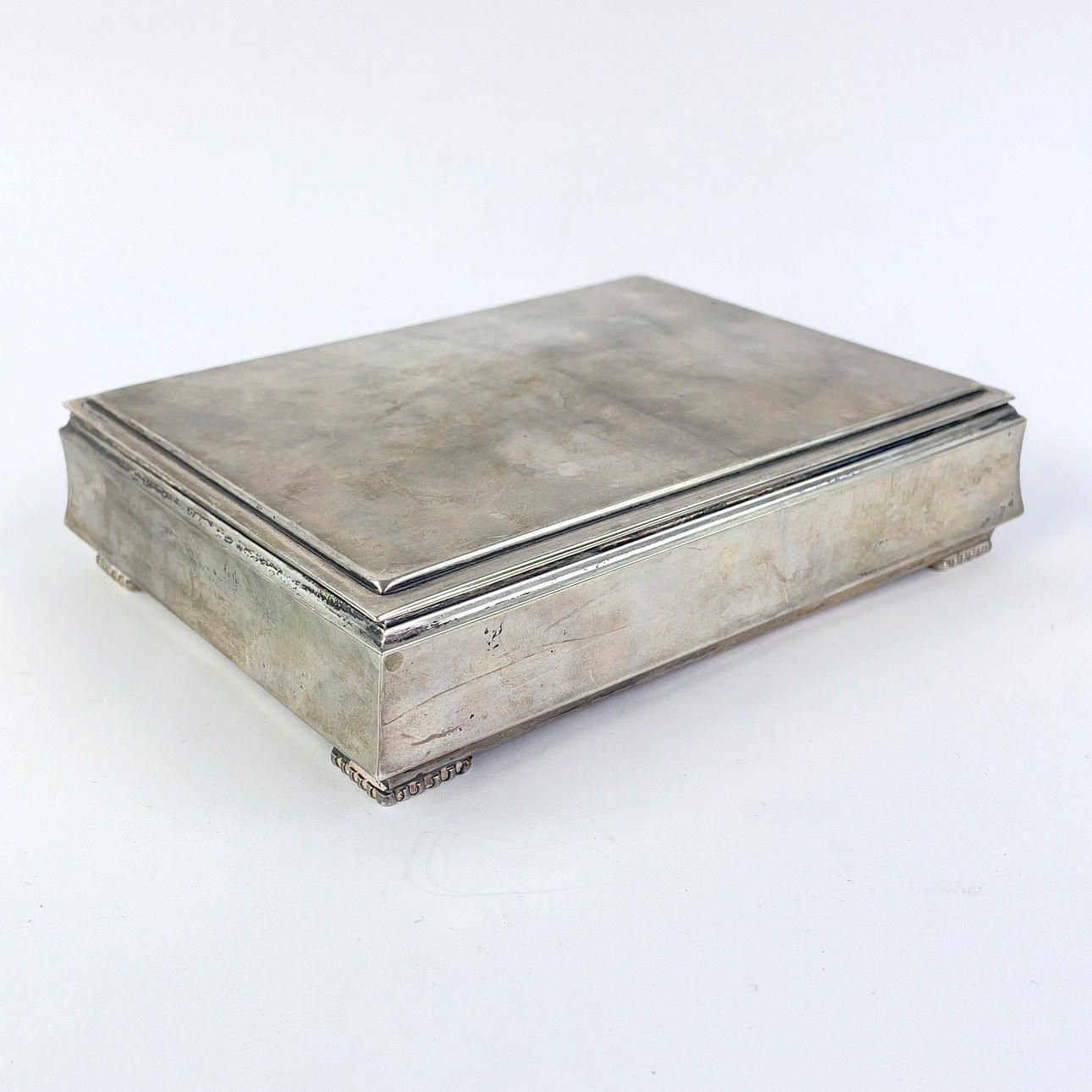 CIGAR BOX, silver. Weight approx. 269 grams.
