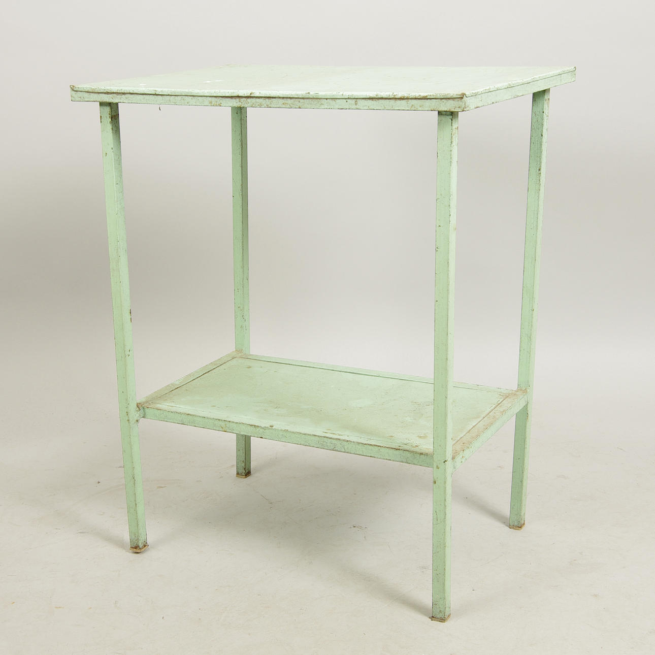 PLANTERINGSBORD, grönmålad metall, industridesign.