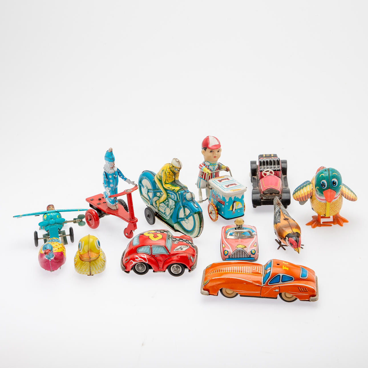 12 verschiedene Blechspielzeug, 2. Hälfte 20. Jh. (12).