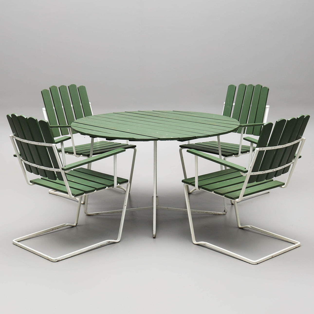 GRYTHYTTAN, trädgårdsgrupp, 5 delar, 1900-tal.