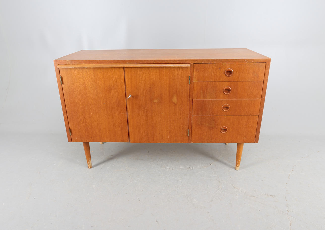 SIDEBOARD, teak, 1900-talets mitt.