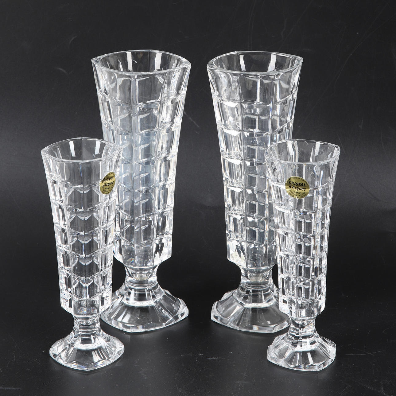 4 jarrones, Cristal d'Arques, Francia.