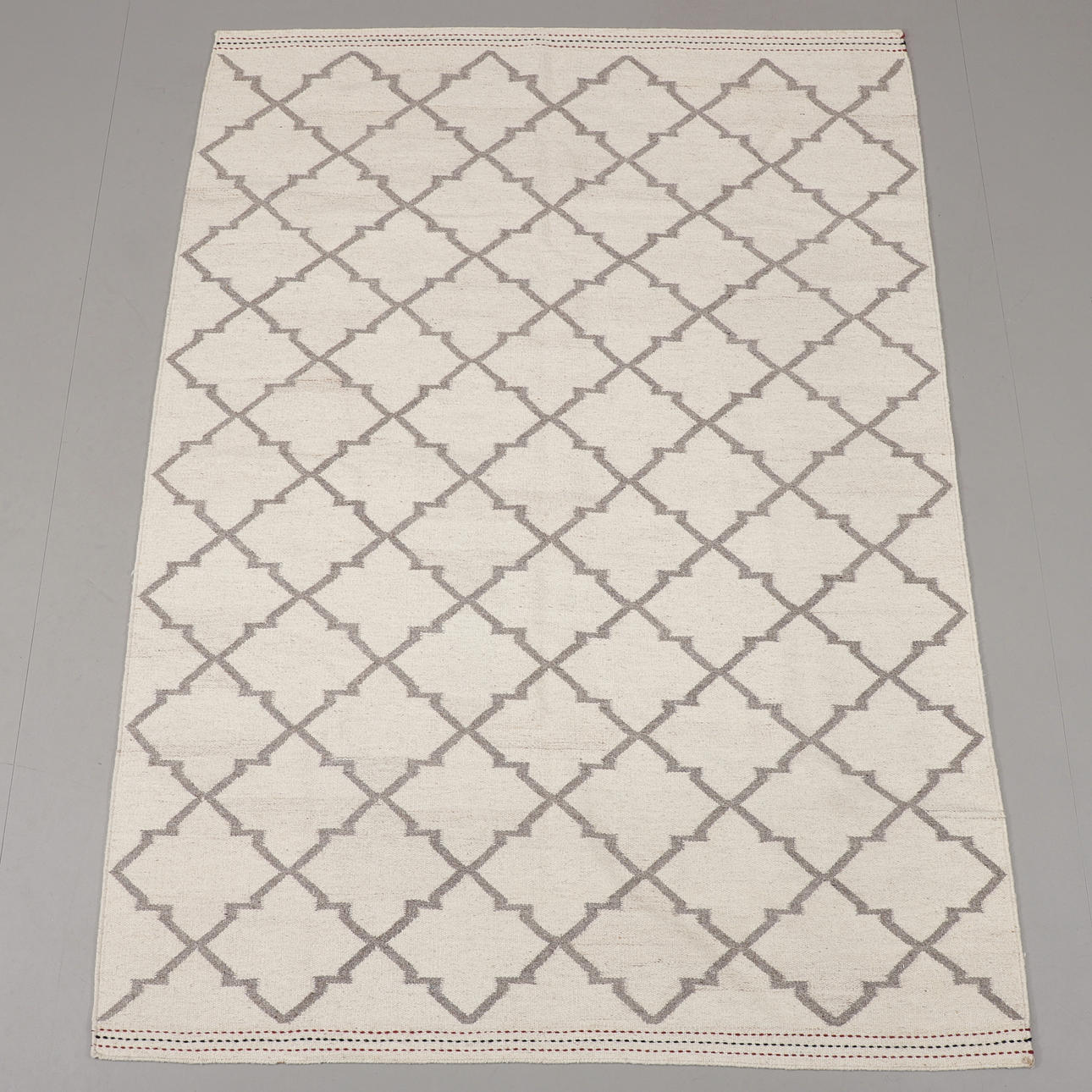 TÆPPE, Läckö, ABE Stjerne, mål 230x163 cm.