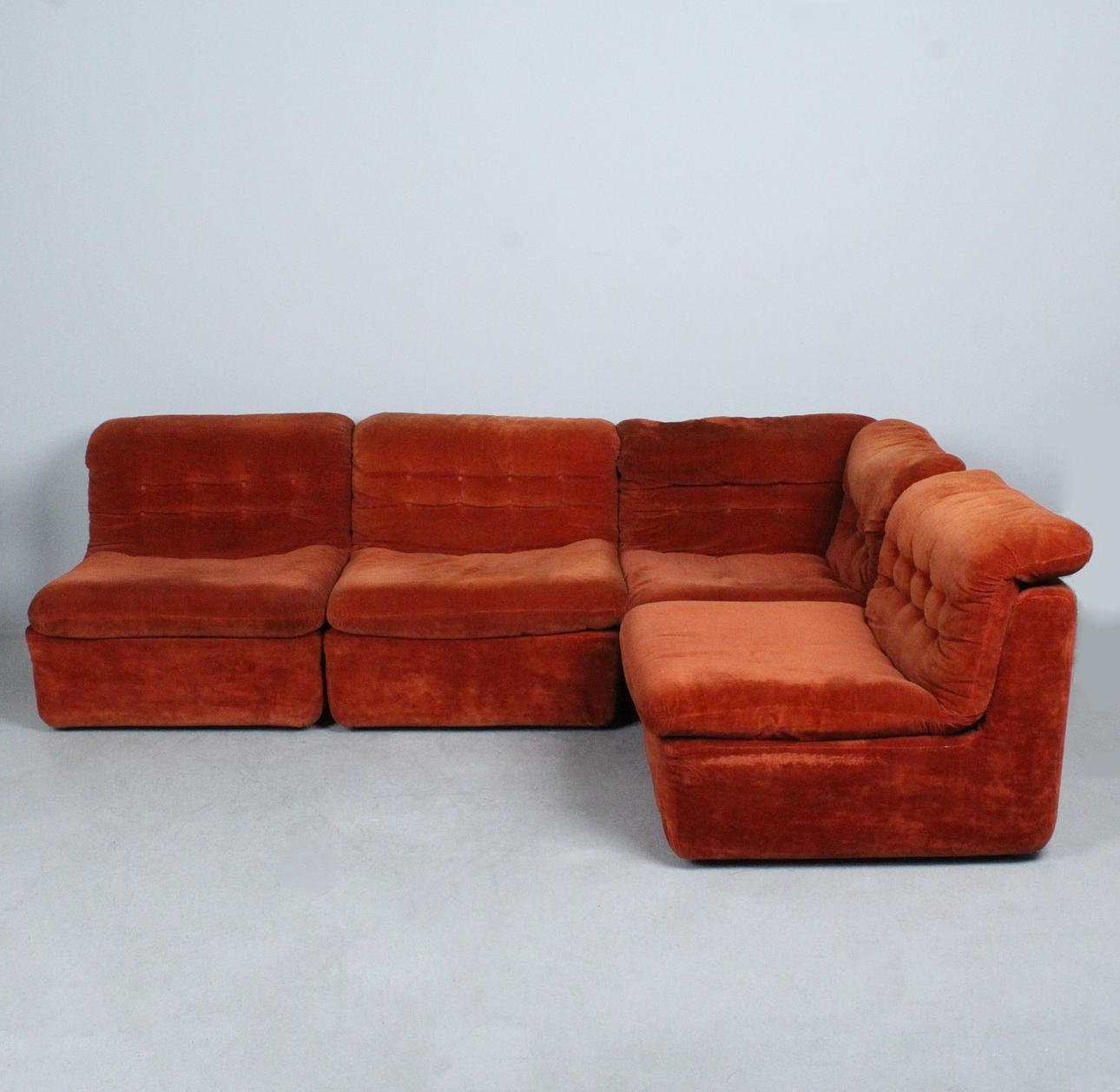 4-teiliges Modulsofa / Sitzelemente der 1960er Jahre.