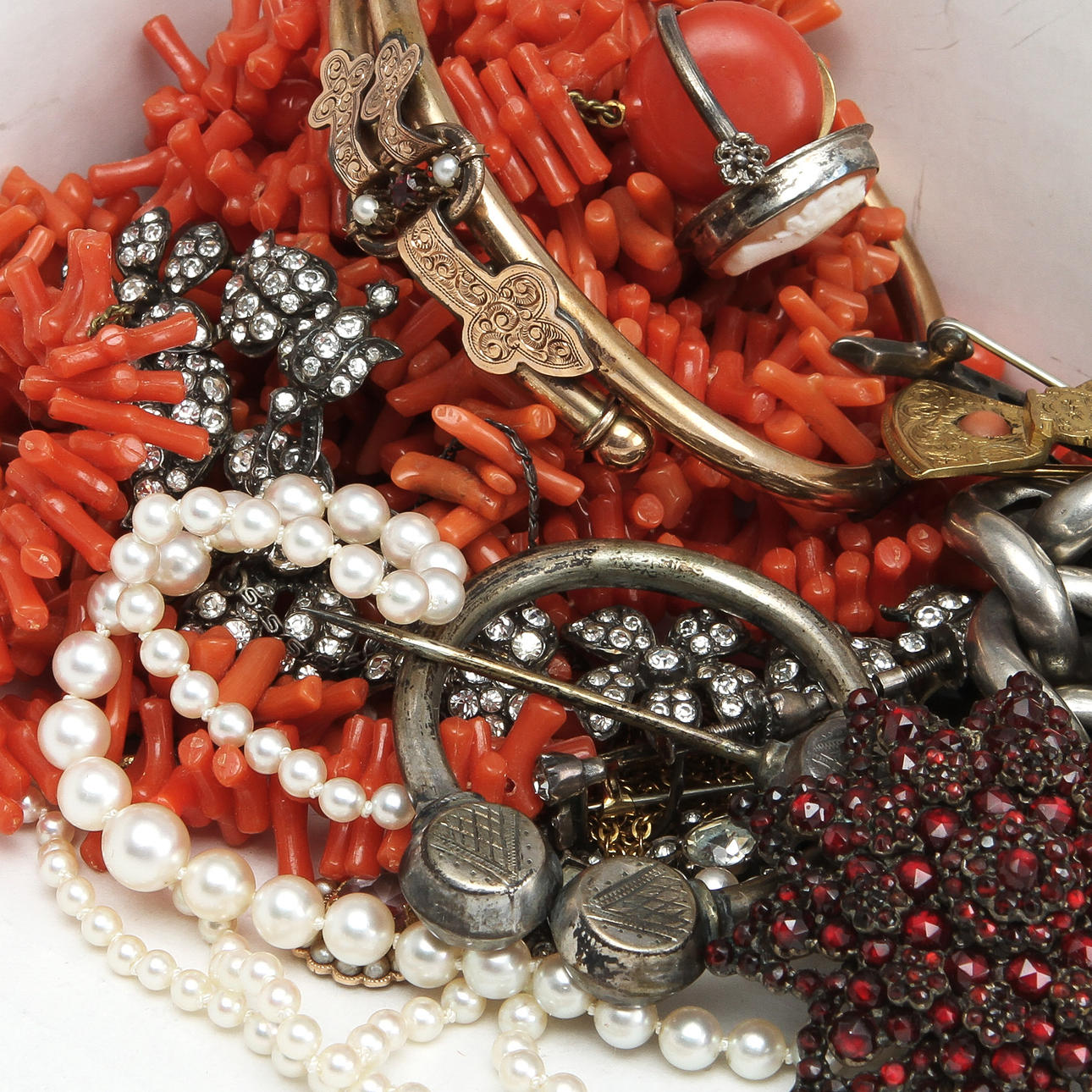 SMYCKEN, diverse bijouterier.