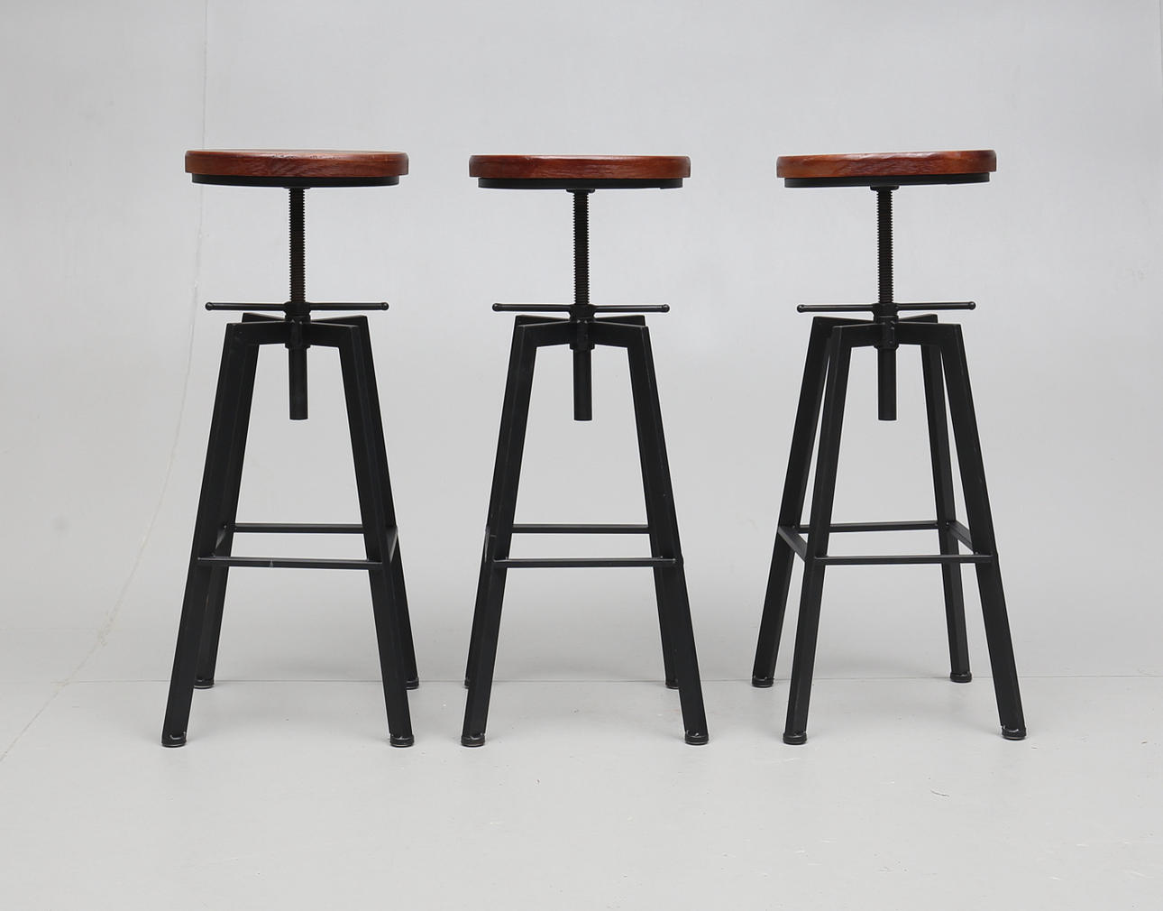 BARSTOLAR, 3 st, 2000-tal.