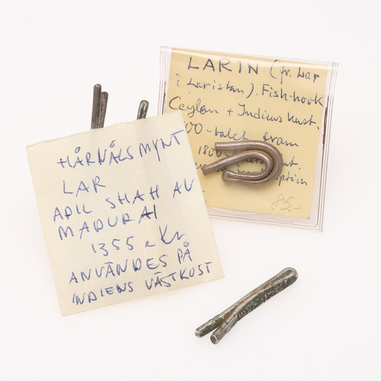 4 Larin payment instruments, India.