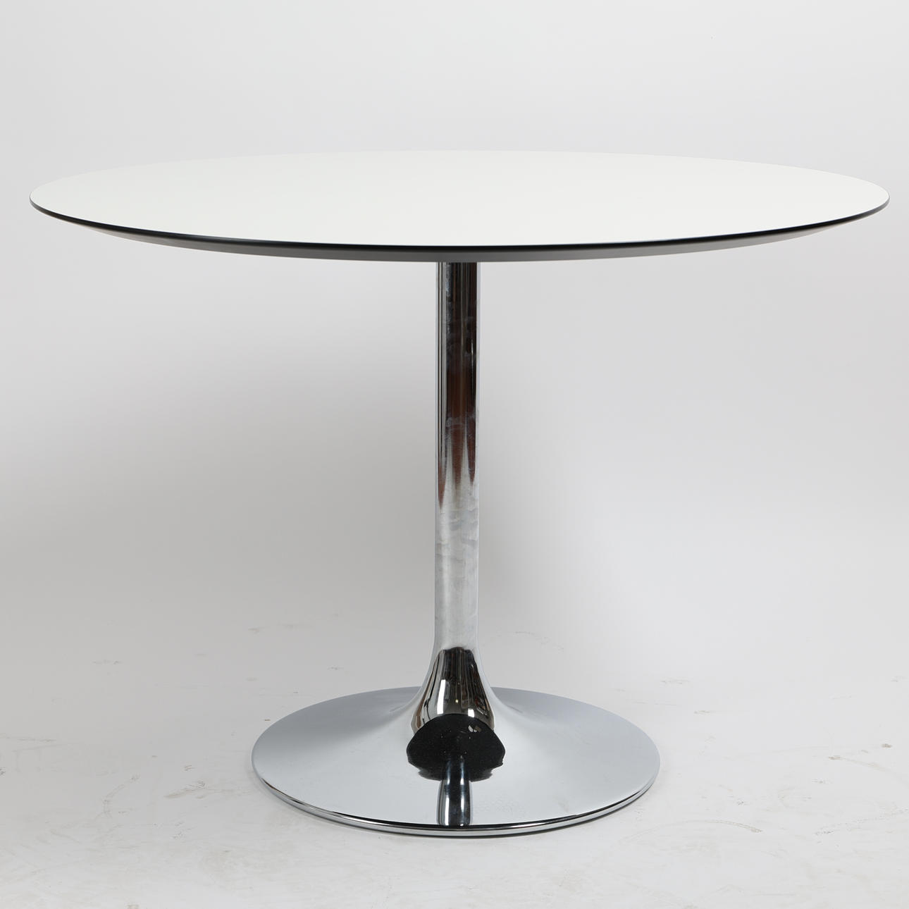 TABLE, “Discus/Venus”, Johanson design.