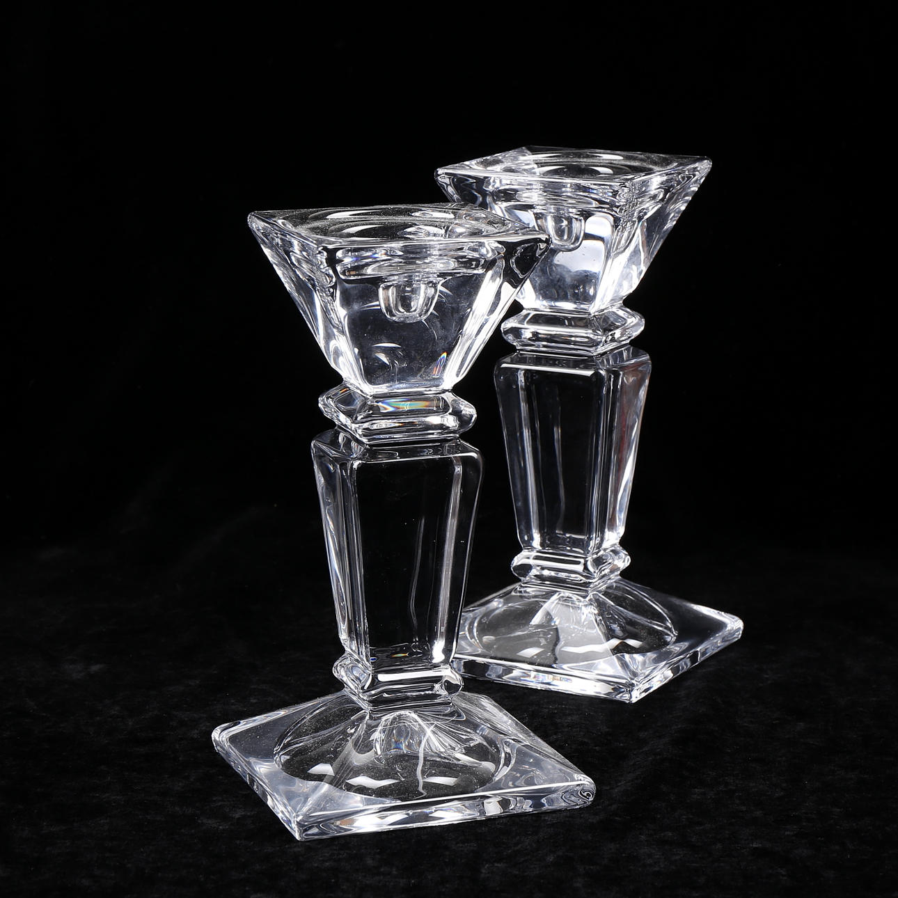 CANDLESTICKS, 1 pair, glass, Fyrklövn.