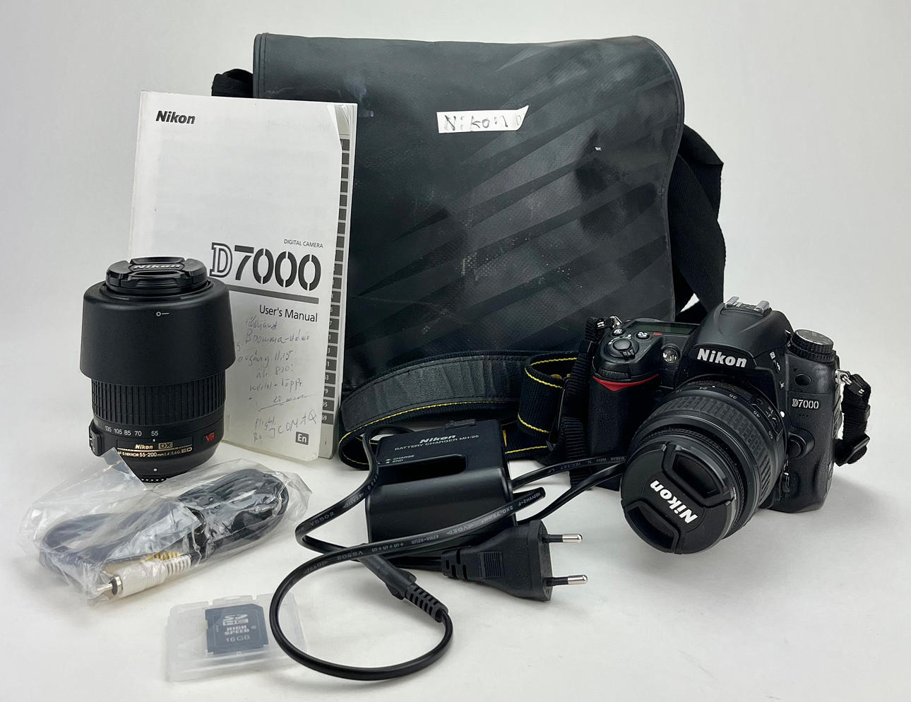 SYSTEMKAMERA, digital, Nikon D7000 mit OBJEKTIV, 2 Stück, Nikon.