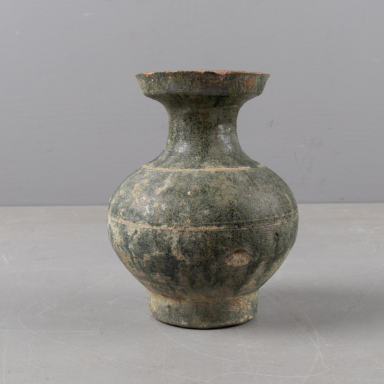 URN, China, Han dynasty, glazed earthenware.