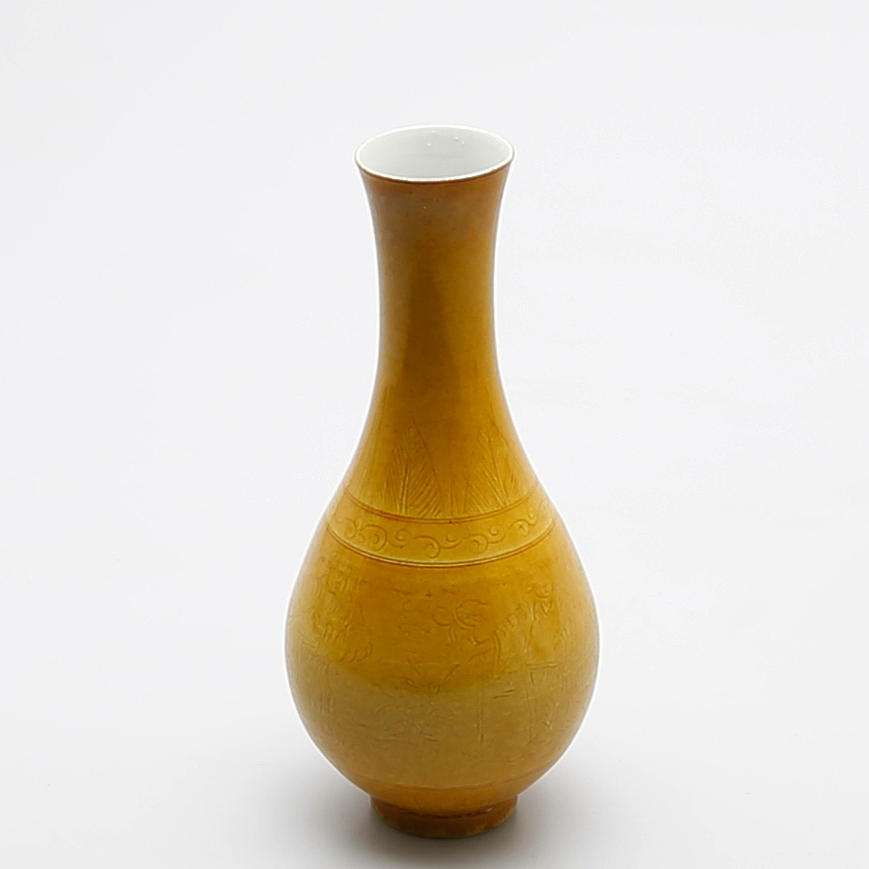 VAS, porslin, Kina 1900-tal.