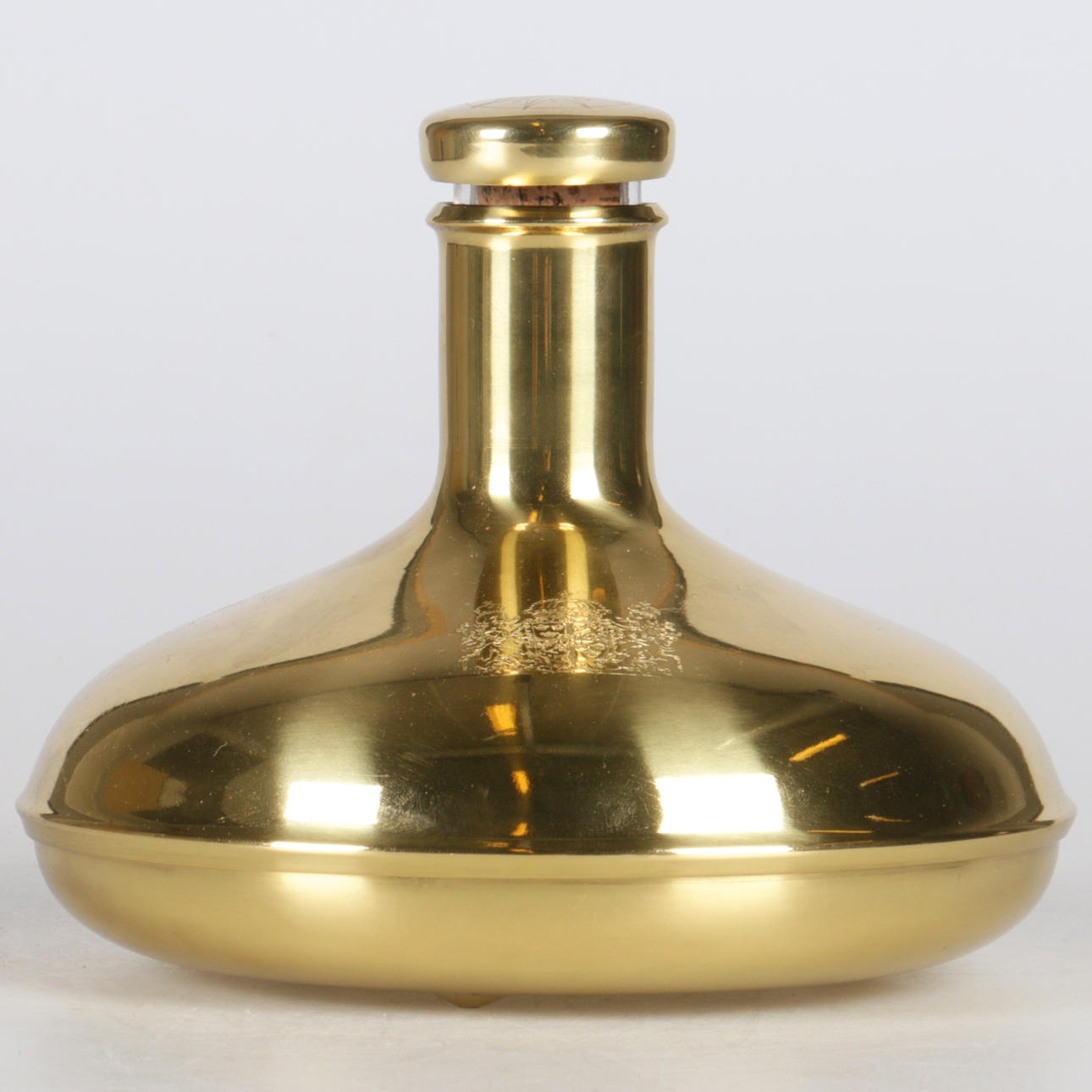 KARAFF, mässing och glas, "Kaptenskaraff", 1900-tal.