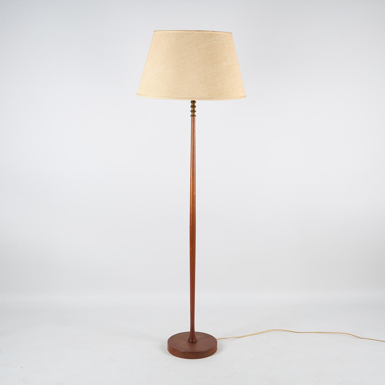 FLOOR LAMP. 1950s/60s.