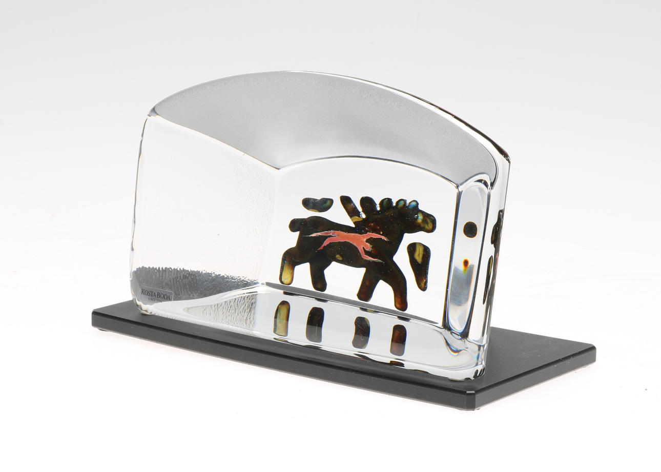 BERTIL VALLIEN. Konstglas, "Viewpoints", Kosta Boda, signerad.