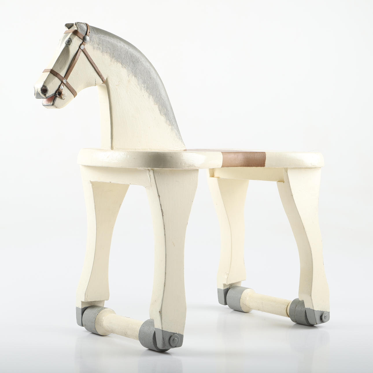 Legetøjshest på hjul, malet træ, 20. århundrede.