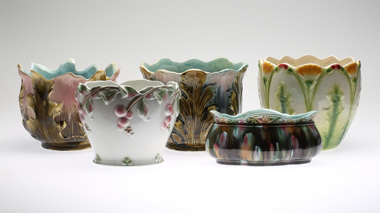 YTTERFODER, 5 st, porslin, jugend, varav 2 st Rörstrand, 1900-talets början.