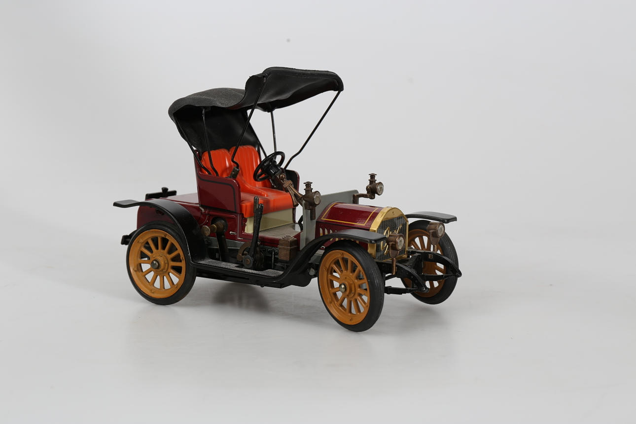 MODELLBIL, plåt, Opel 1228, 1909, Schuco, Tyskland.