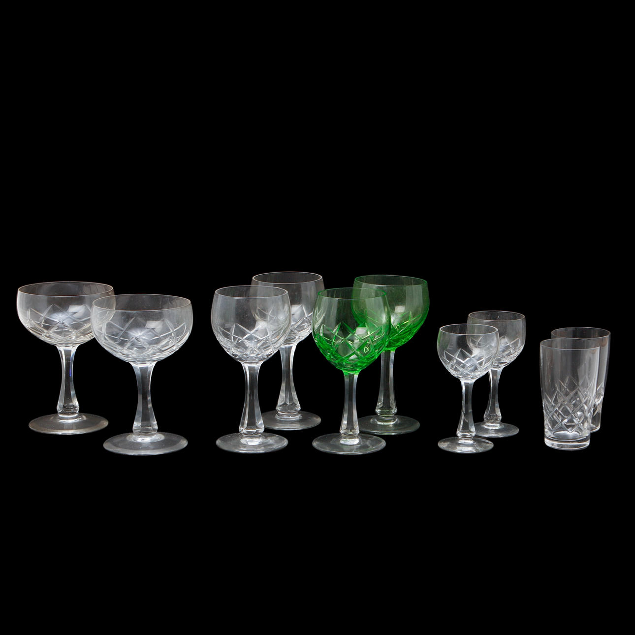 A 27-piece glassware set, circa mid 20th century.