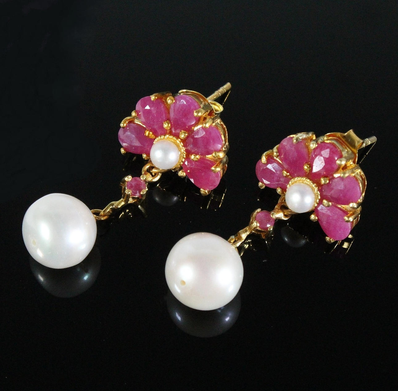 earrings with ruby and pearl, 925 silver.